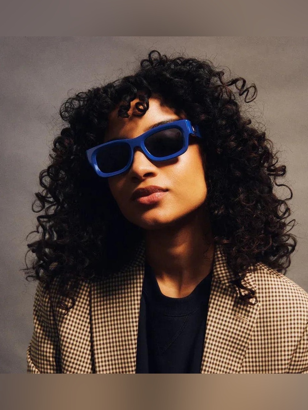 AKILA LA / NBA Jubilee Warriors Sunglasses Blue Retro Sunglasses Unisex
Jun 026)